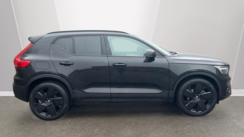 Volvo XC40 2.0 B3P Plus Black Edition 5dr Auto Petrol Estate
